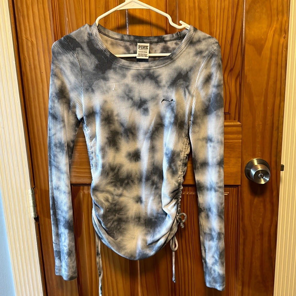 Victoria secrets long sleeve shirt